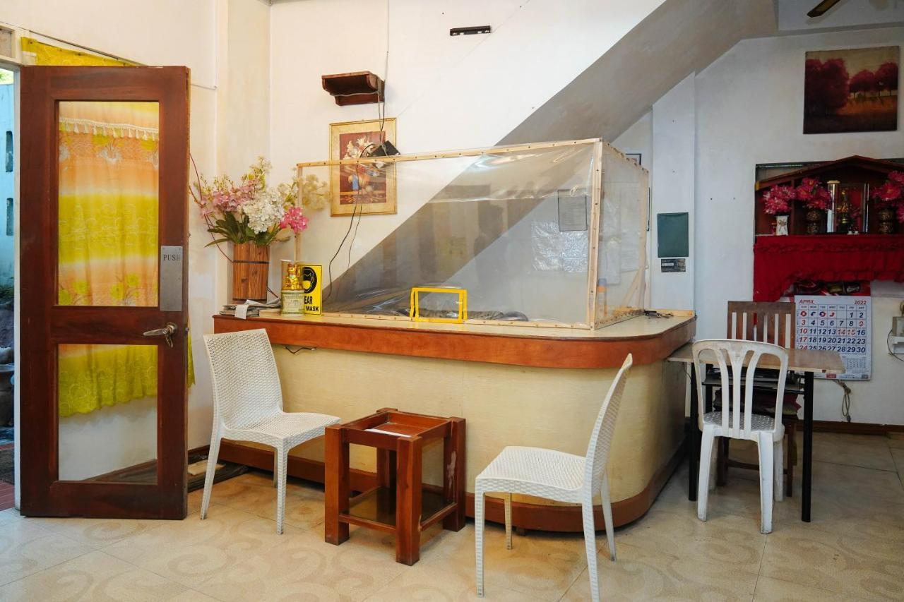 C Star Travellers Inn Ослоб Екстер'єр фото